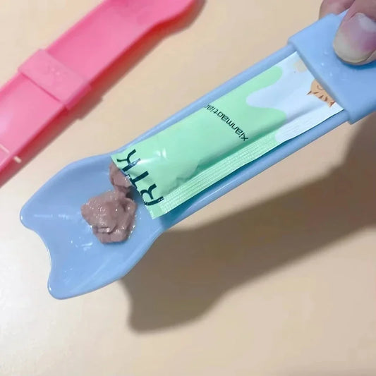 Cat Strip Squeeze Spoon – Lickable Wet Cat Treat Liquid Snack Feeder - Pet Suppie