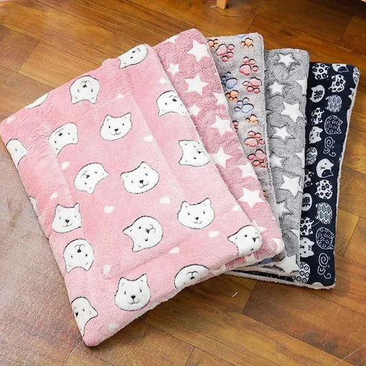 Thicken Cat Mat Breathable Flannel Cat Sleeping Mat Soft Dog Cushion for Small Dog Winter Warm Cat Blanket Snuffle mat dog Puppy