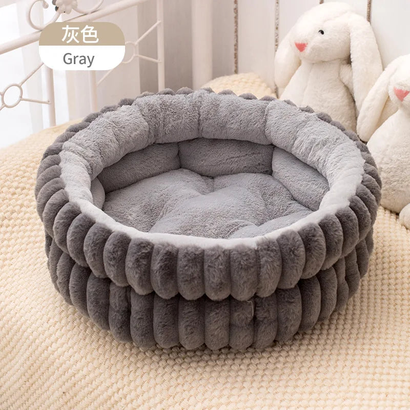 Plush Round Pet Nest – Warm Detachable Washable Winter Bed for Cats & Dogs (40–60cm, Gray & White) - Pet Suppie