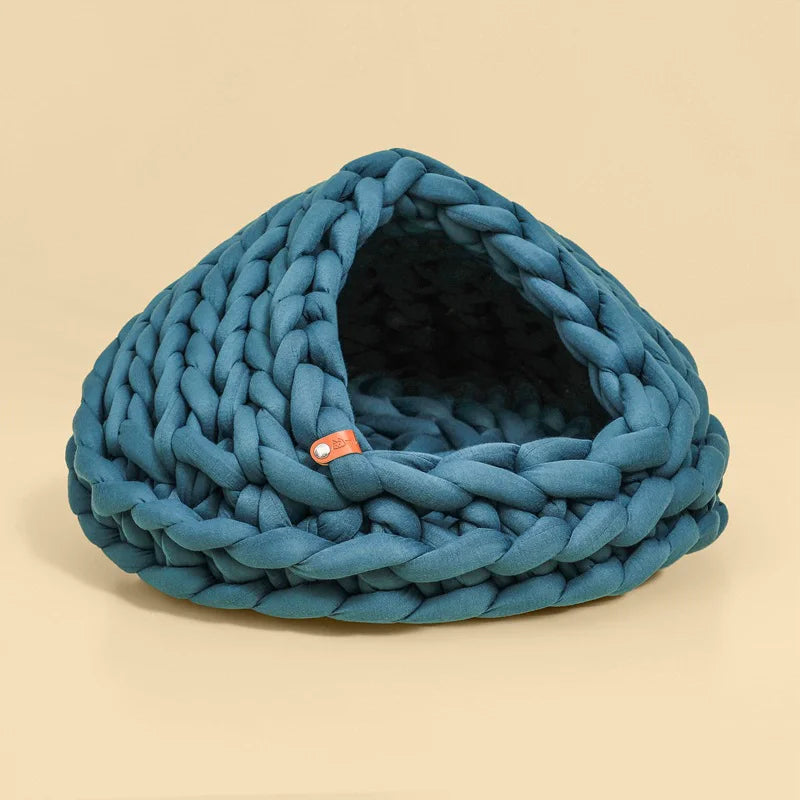 Cute Cat Bed Nest Small Dog Kennel Winter Thick House Weaving Pet Puppy Sleeping Bag Super Soft Cat Sleeping Bed Pet Cushion