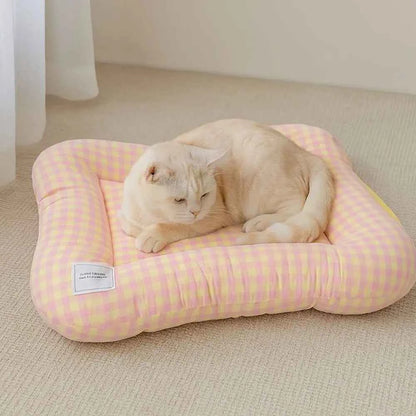 Breathable Warm Dog Bed Pad Macaron Soft Pet Sleeping Bed Non-slip Comfortable Plaid Dog Cushion for Cats and Dogs
