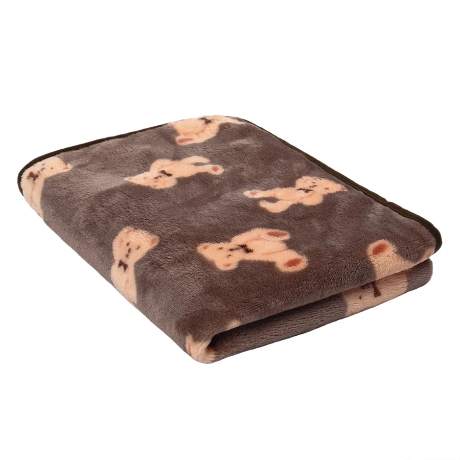 Soft Fluffy High Quality Pet Blanket Flannel Dog Sleeping Blanket Paw Print Pattern Pet Mat Warm Comfortable Blanket for Cat Dog