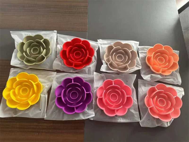 Pet Supplies Silicone Slow Food Bowl Rose Shape Dog Bowl Cat Anti-Choking and Anti-Knocking Food Bowl with Suction Cup