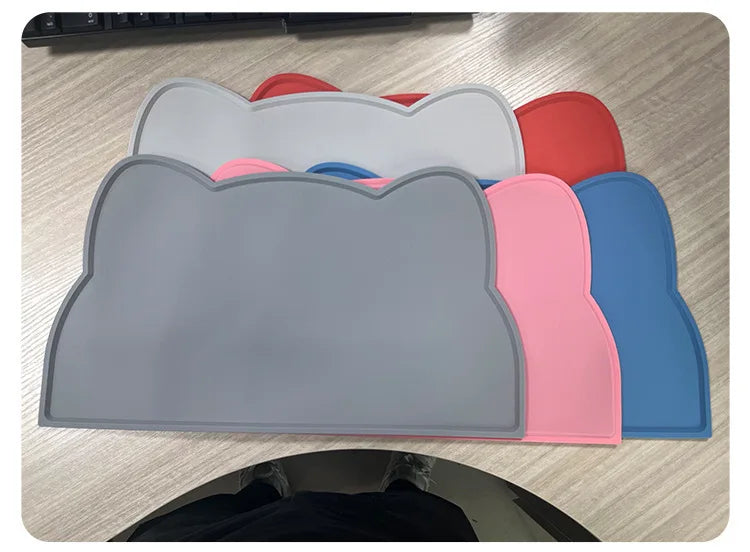 Anti-slip Silicone Pet Feeding Pad, Washable Food-grade Licking Pad, Suitable for Dogs and Cats As A Leak-proof Pad