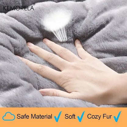 Winter Dog Car Seat Mat, Thick Warmth & Non-Slip Bottom, For SUV Sedan Truck Bed Mat for Winter & Road Trips, Machine Washable