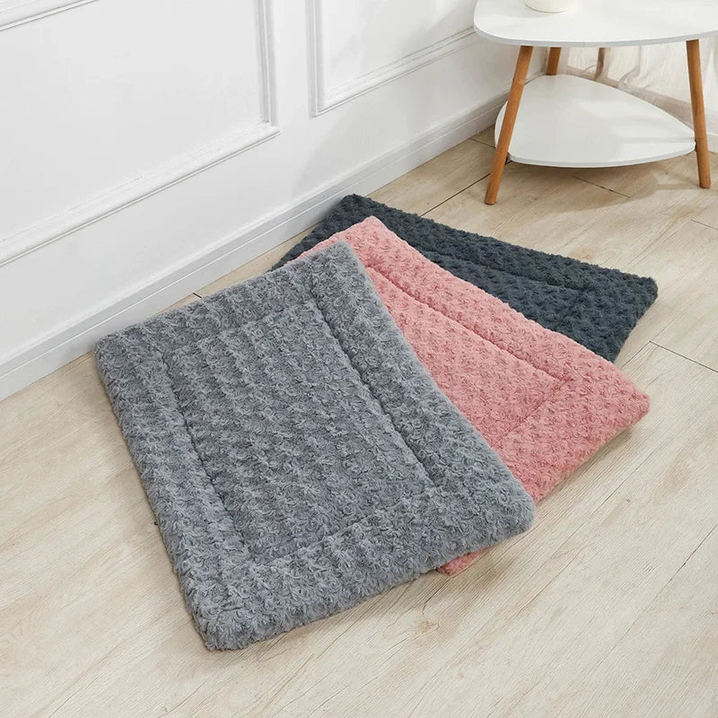 Washable Double Sided Pet Bed Dog Crate Pad Mat Plush Puppy Cats Pillows for Medium Dogs Soft Fluffy Dog Carpet, Suit For Winter