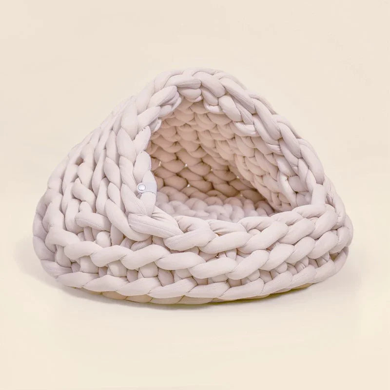 Cute Cat Bed Nest Small Dog Kennel Winter Thick House Weaving Pet Puppy Sleeping Bag Super Soft Cat Sleeping Bed Pet Cushion