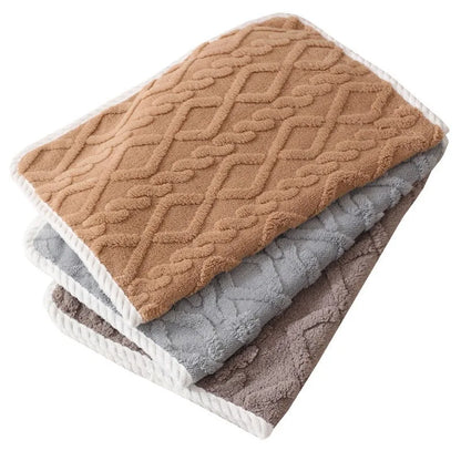 Dog Cat Blankets Mat Warm Winter Dogs Puppy Cushion Pet Fleece Blanket Warmly for Cats Small Medium Large Dogs Bed Mat