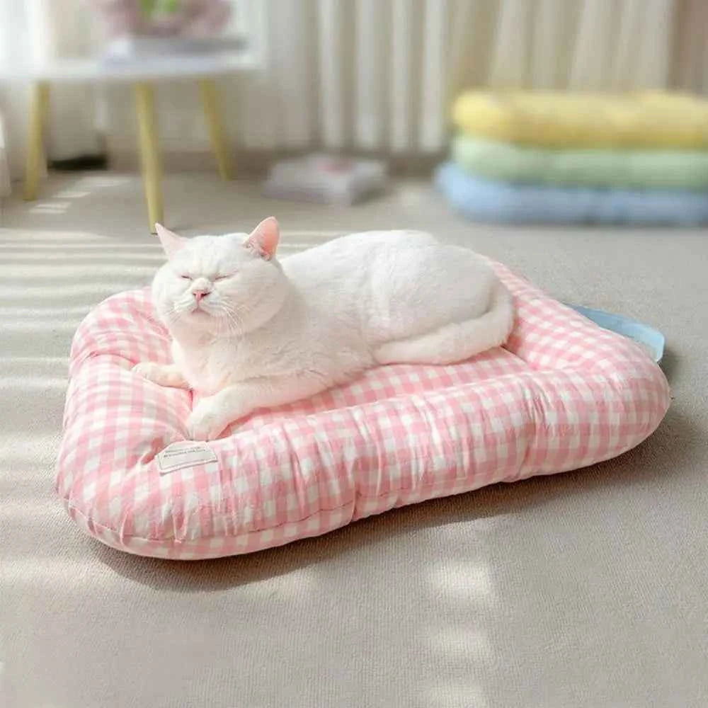 Breathable Warm Dog Bed Pad Macaron Soft Pet Sleeping Bed Non-slip Comfortable Plaid Dog Cushion for Cats and Dogs