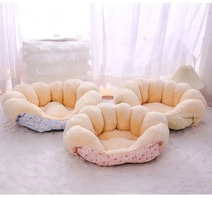 Cute Warm Cat Bed Nest Small Dog Kennel Winter Thick House Pet Puppy Sleeping Bag Super Soft Plush Cat Sleeping Bed Pet Cushion