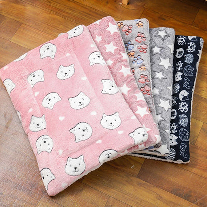 Flannel Pet Mat Dog Bed Cat Bed Thicken Sleeping Mat Dog Blanket Mat For Puppy Kitten Pet Dog Bed for Small Large Dogs Pet Rug